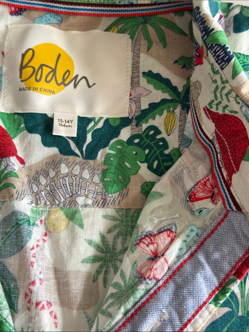 Mini Boden Dinosaur Tropical Linen Short-Sleeve Button-Down Sz 13-14, 164 cm EUC - Picture 4 of 8